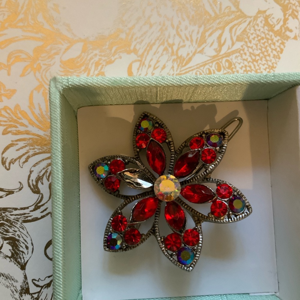 Elegant Red Floral vintage hair clip
